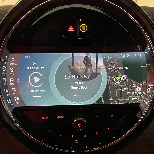 Attivazione dell'opzione Carplay tramite USB per MINI sistema WAY EntryNav2